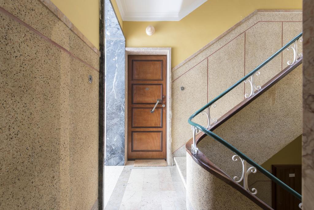 Apartamento Junto A Fonte Luminosa Lisbon Exterior photo